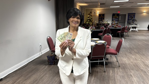 df712979 1617 443e a418 9e8d3f04766a